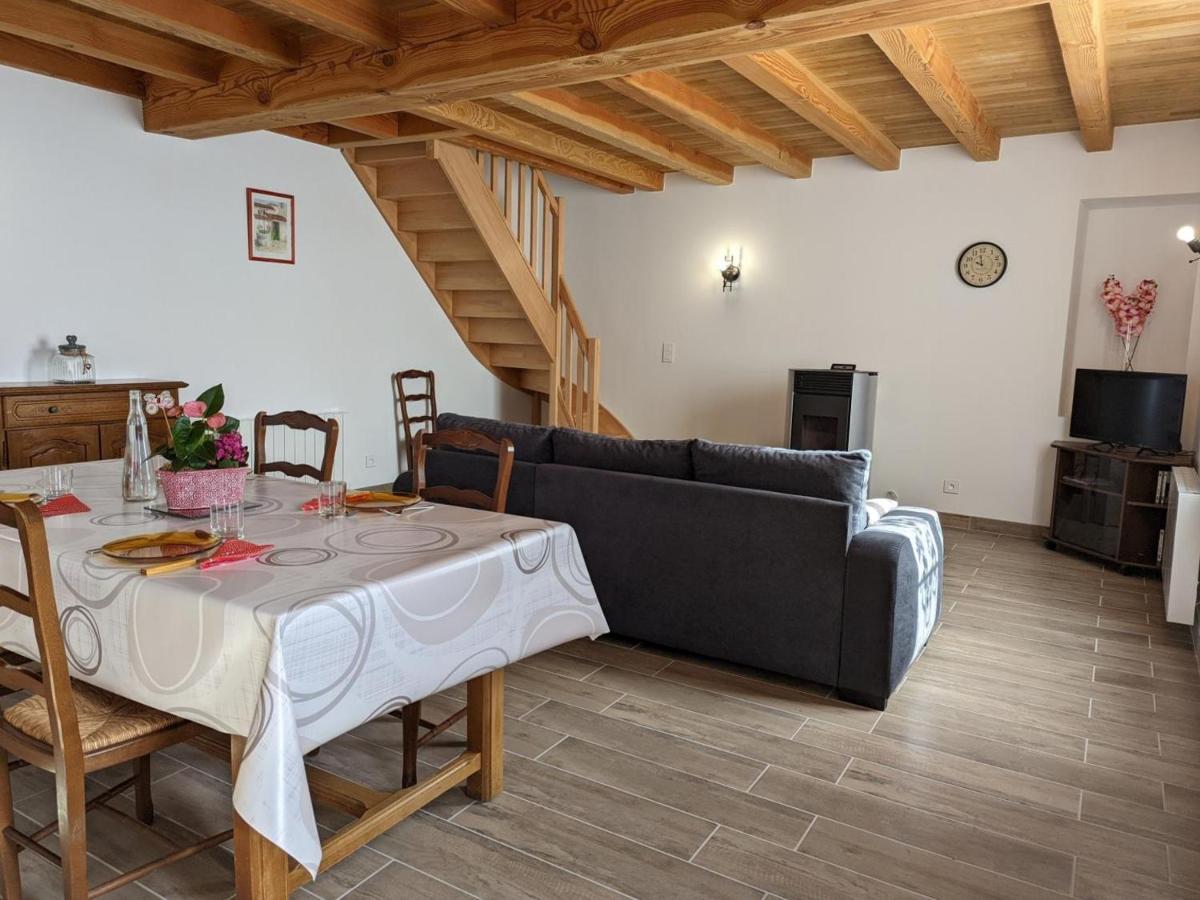 Maison Lumineuse Avec Cour Privative, Proche Sites Culturels, Tout Confort, Equipe Bebe, Wifi Inclus - Fr-1-653-98 Puyreaux Exterior foto
